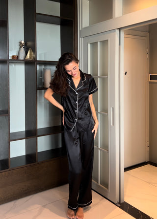 Premium İpek Saten Siyah Gömlek Yaka Pantalon Pijama Takımı