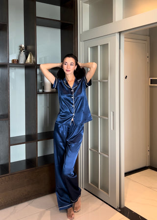 Premium İpek Saten Lacivert Gömlek Yaka Pantolon Pijama Takımı