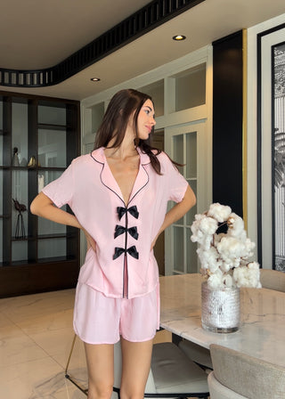 Siyah Kurdele Detay Pembe Dokuma Pijama Takımı