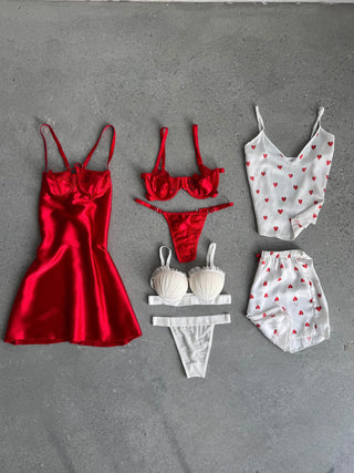 Anna Kırmızı Kalpli 7 Parça Özel Set